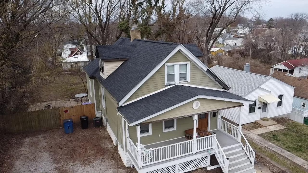W&W Roofing green house